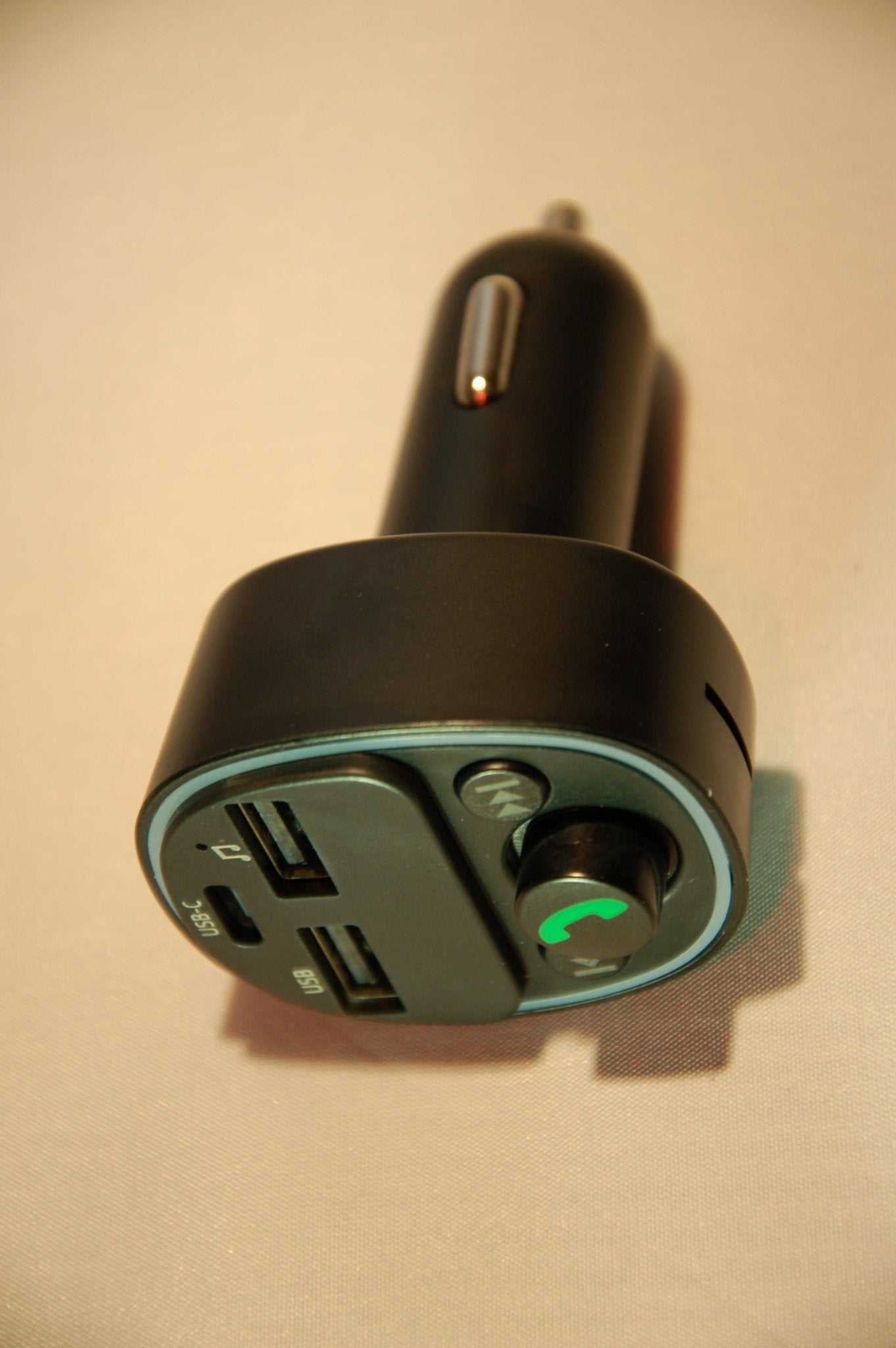 Bluetooth / FM Transmitter