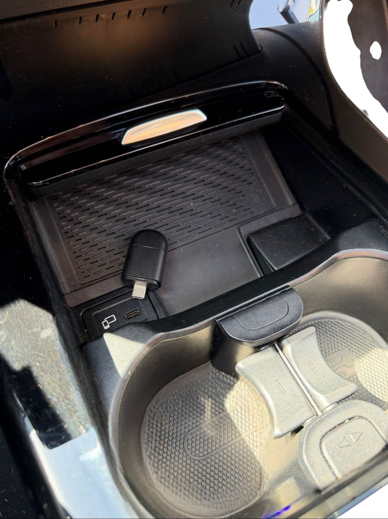 USB En USB - C CarPlay Dongle - BlueCruise