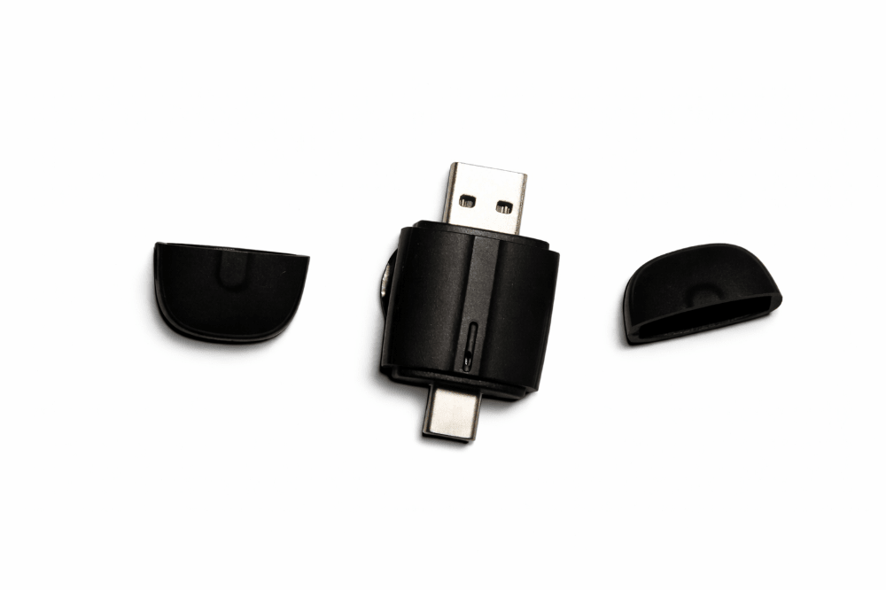 USB En USB - C CarPlay Dongle - BlueCruise